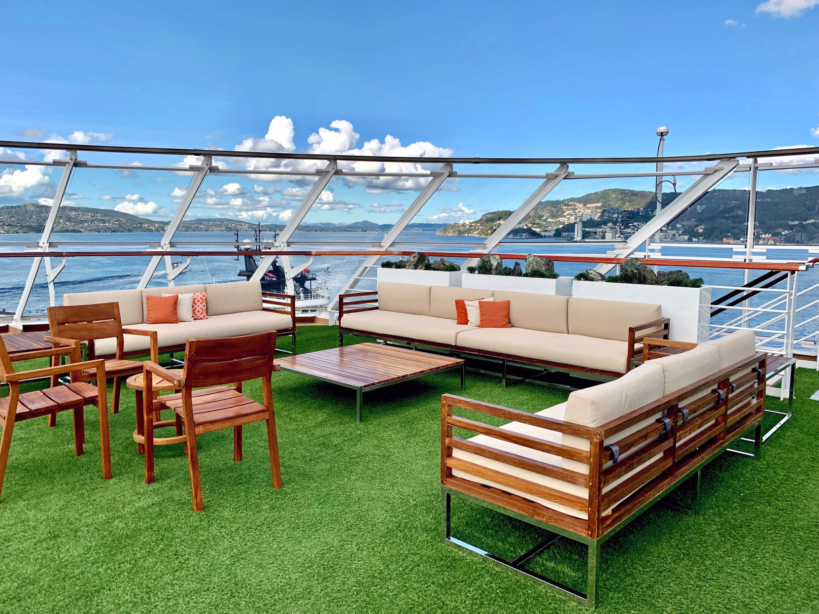 Deck 9